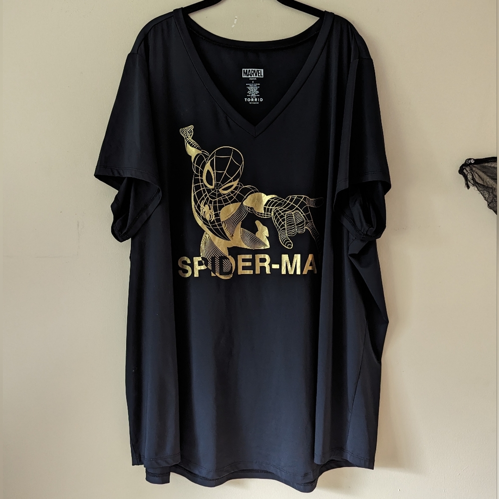 Torrid marvel Spiderman athletic shirt size 4 4x